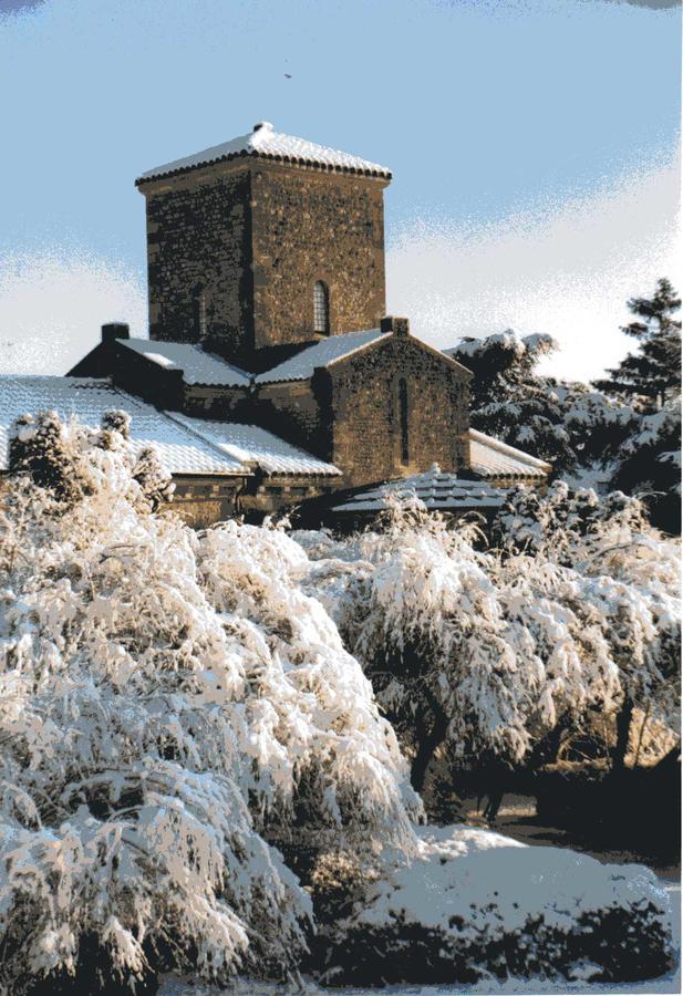 Hotel De La Place Germigny-des-Prés エクステリア 写真